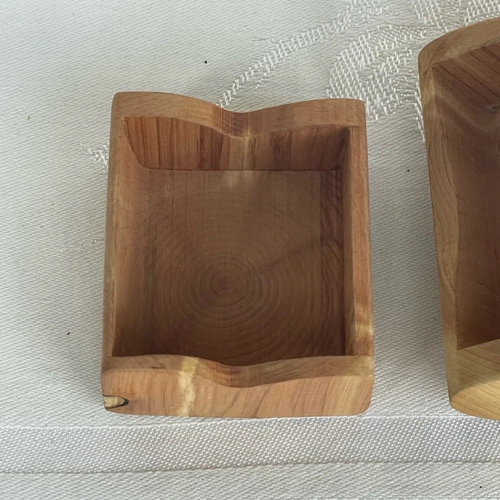Vintage Cedar Wood Heart Bandsaw Trinket Jewelry Box Handcrafted Natural
